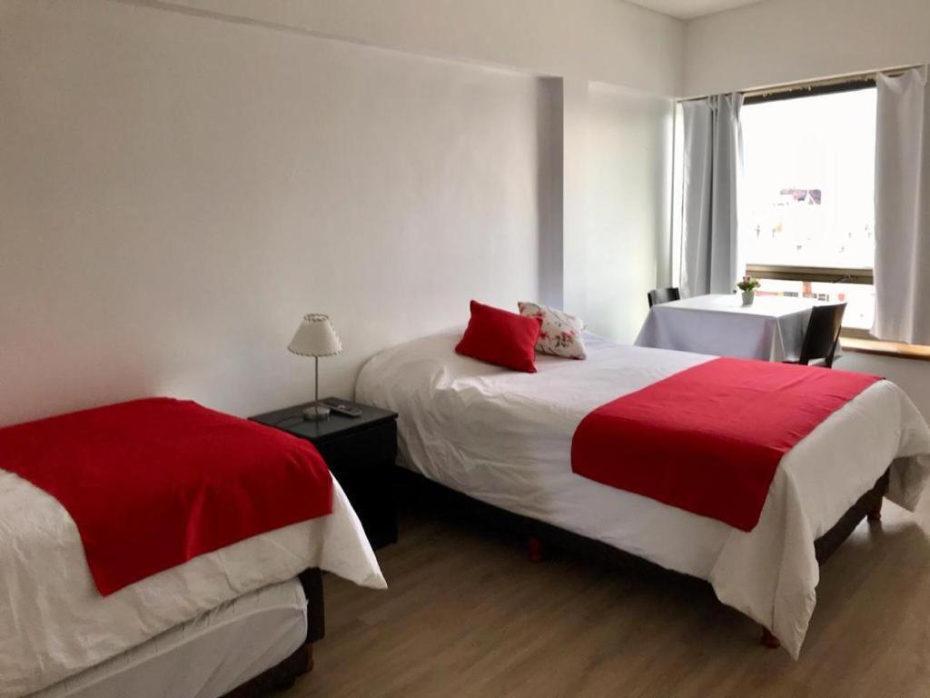 Rancho Tanguero En El Obelisco En Corrientes 818 Apartment บัวโนสไอเรส ภายนอก รูปภาพ